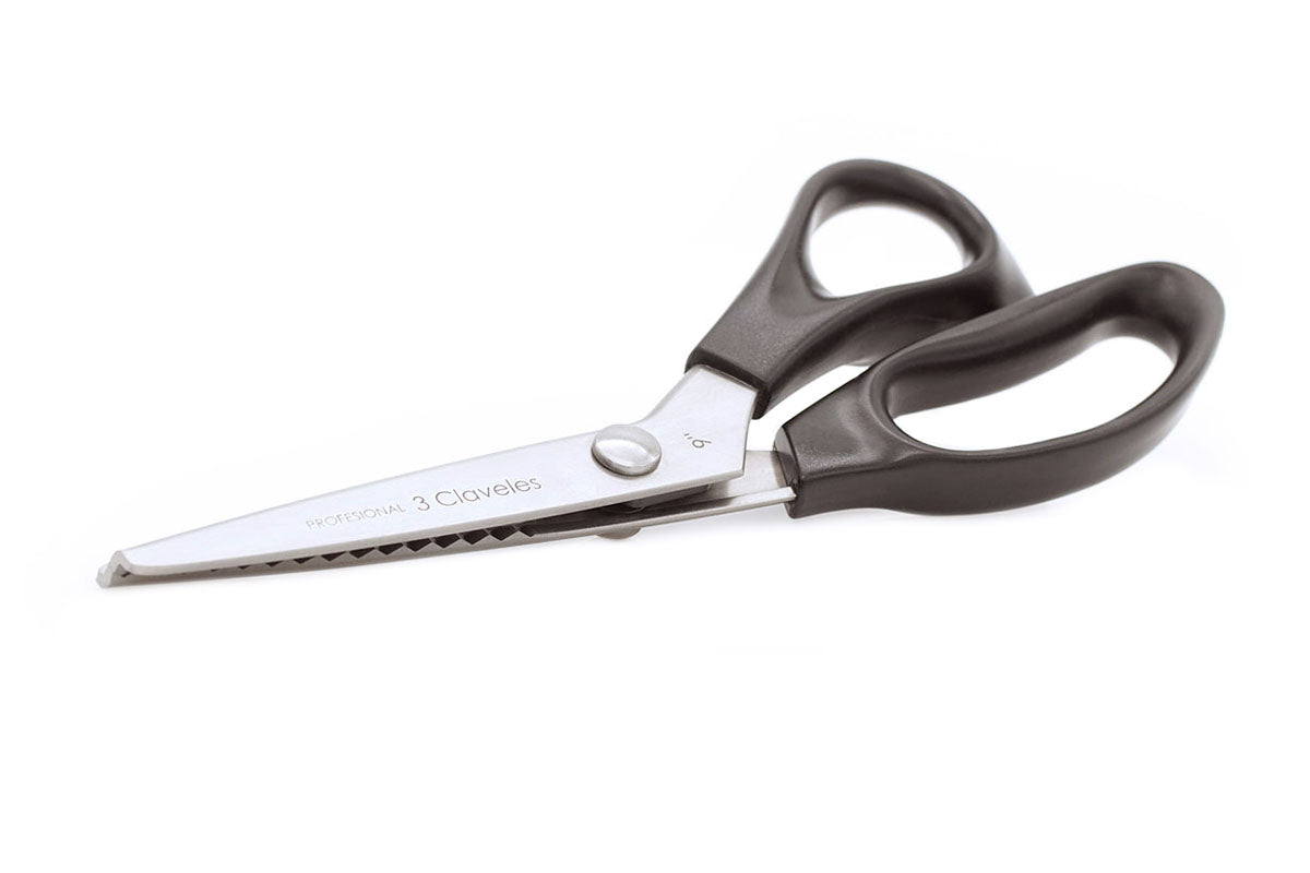Tijera Zig Zag 3 Claveles - Ribes y Casals