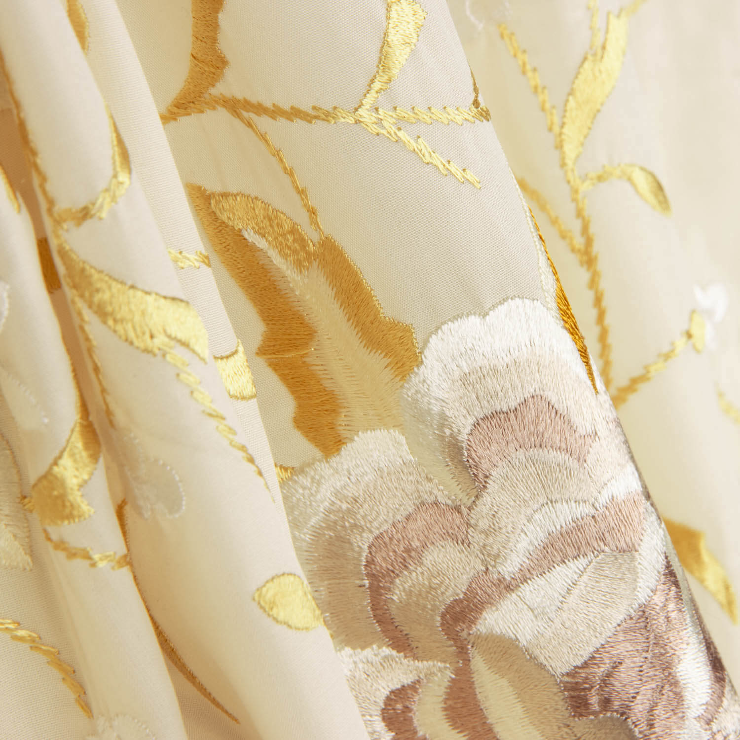 Tencel Bordado Mantón Marfil - Ribes y Casals