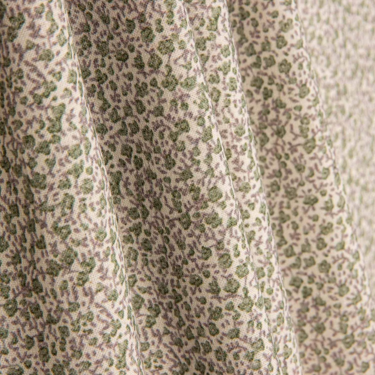 Dusty Mini Flower Poplin - Ribes y Casals