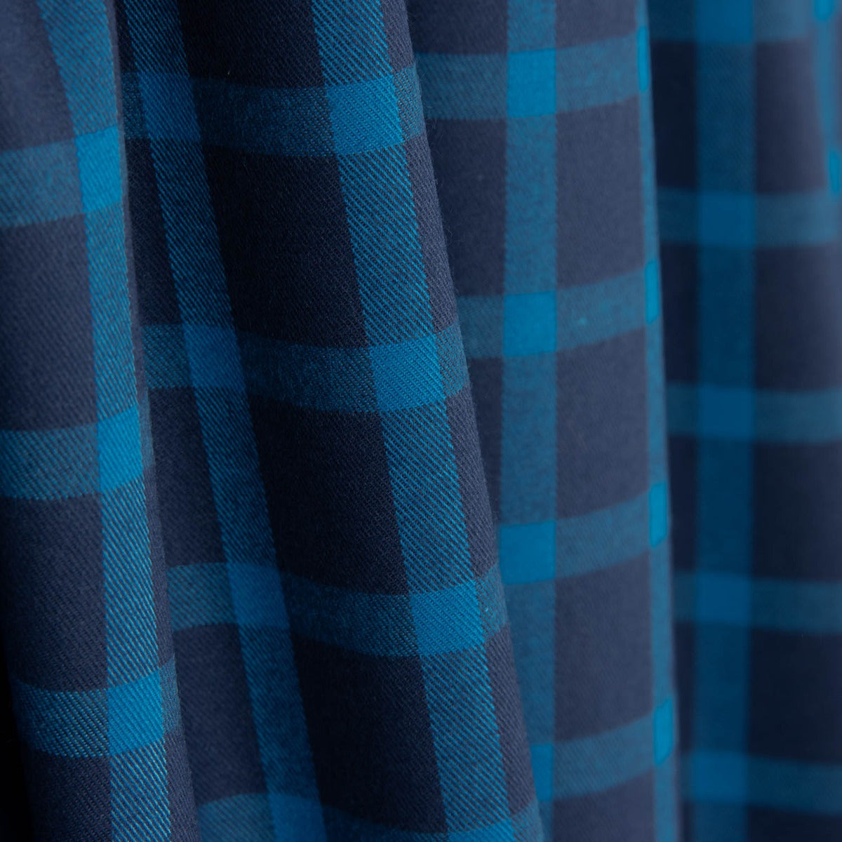Blue Plaid Cotton Flannel Fabric - Ribes y Casals