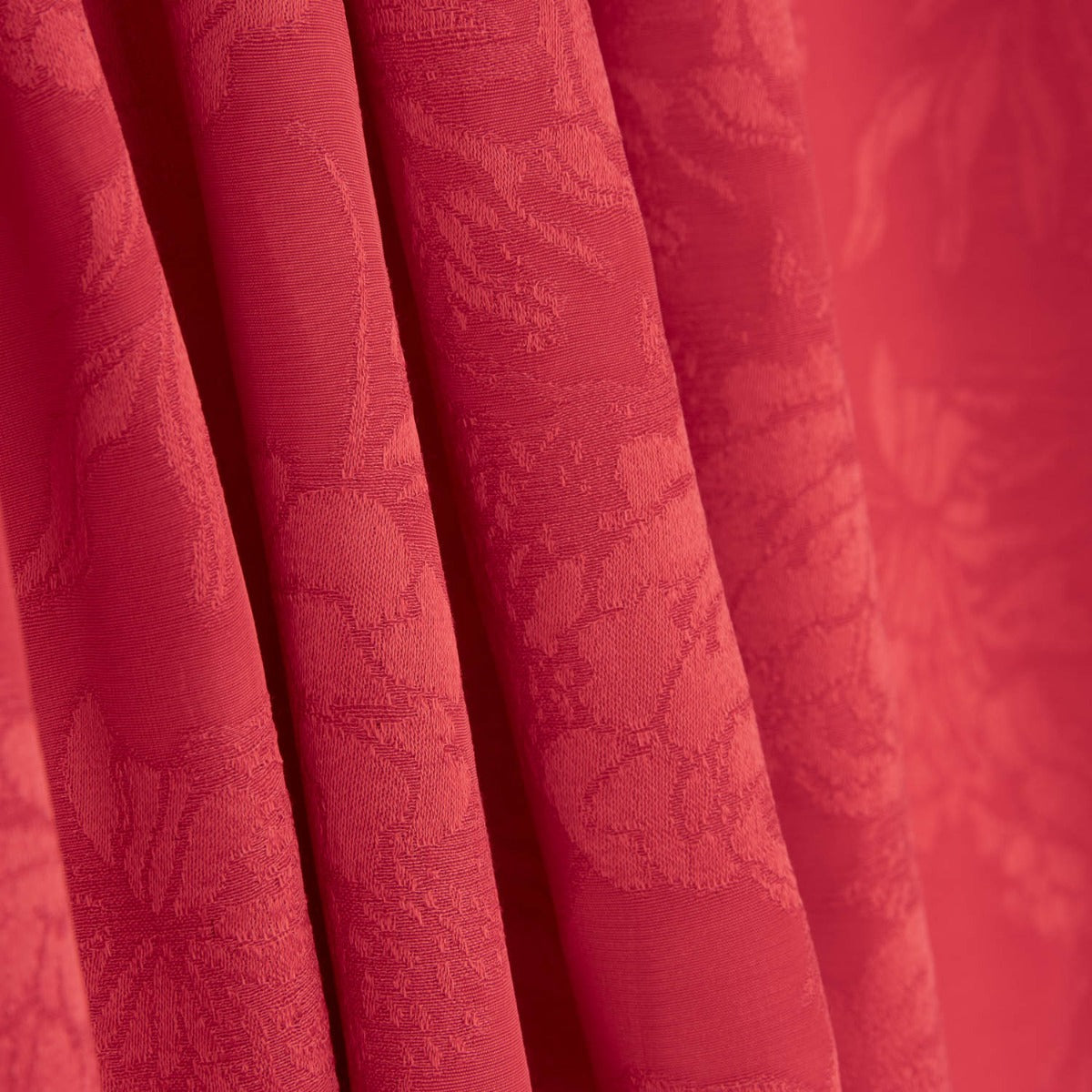 Viscose Jacquard Flowers Red - Ribes y Casals