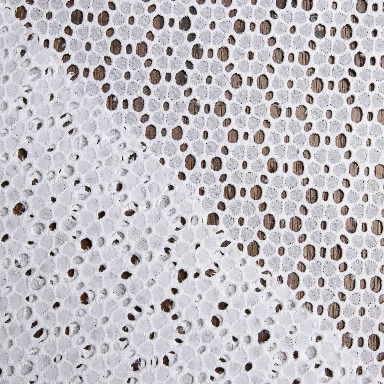 Natural White Swiss Embroidery Daisy - Ribes y Casals