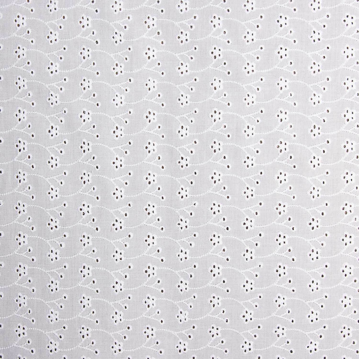 Swiss Embroidery Natural White Clover Flower - Ribes y Casals