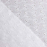 Swiss Embroidery Natural White Clover Flower - Ribes y Casals