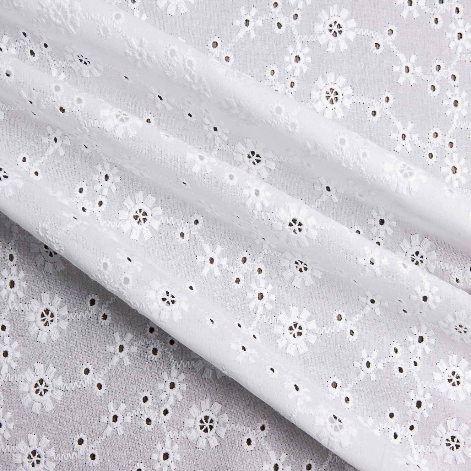 Swiss Embroidery Flower Field Natural White - Ribes y Casals