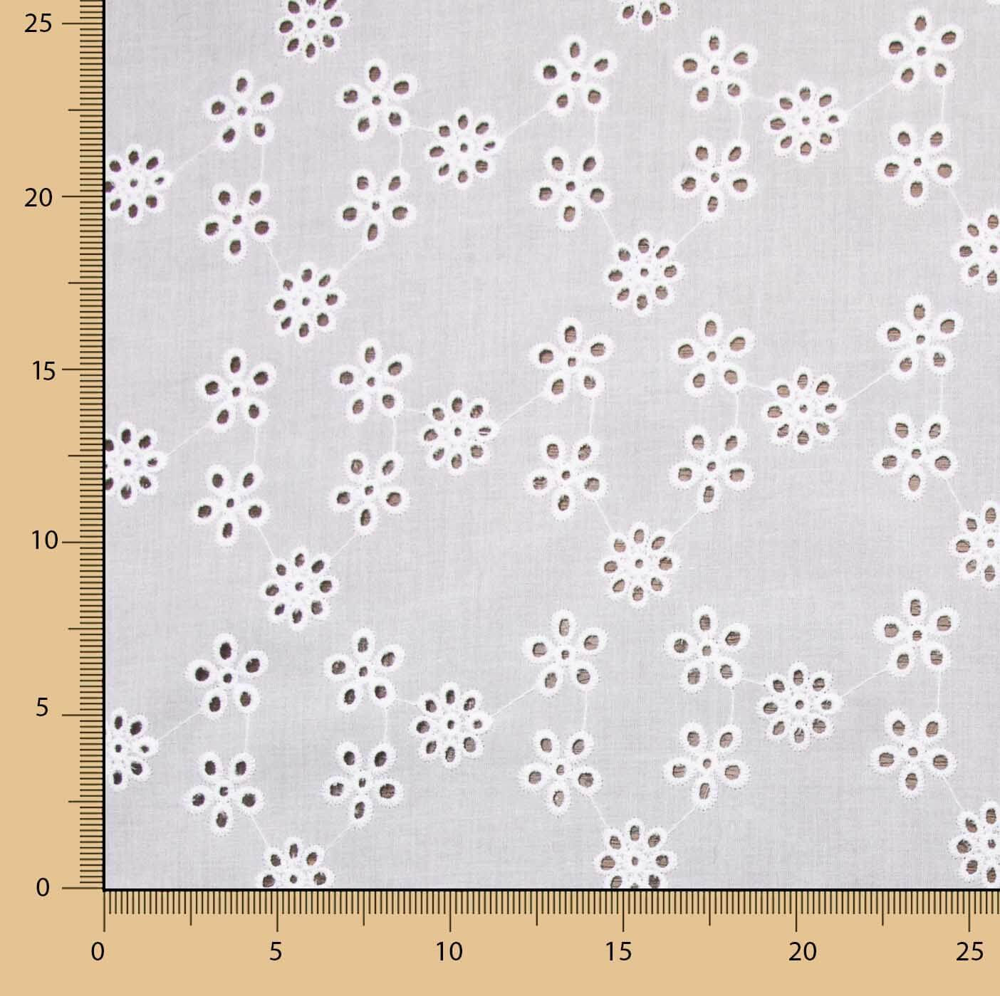 Swiss Embroidery Flower Bouquet Natural White - Ribes y Casals