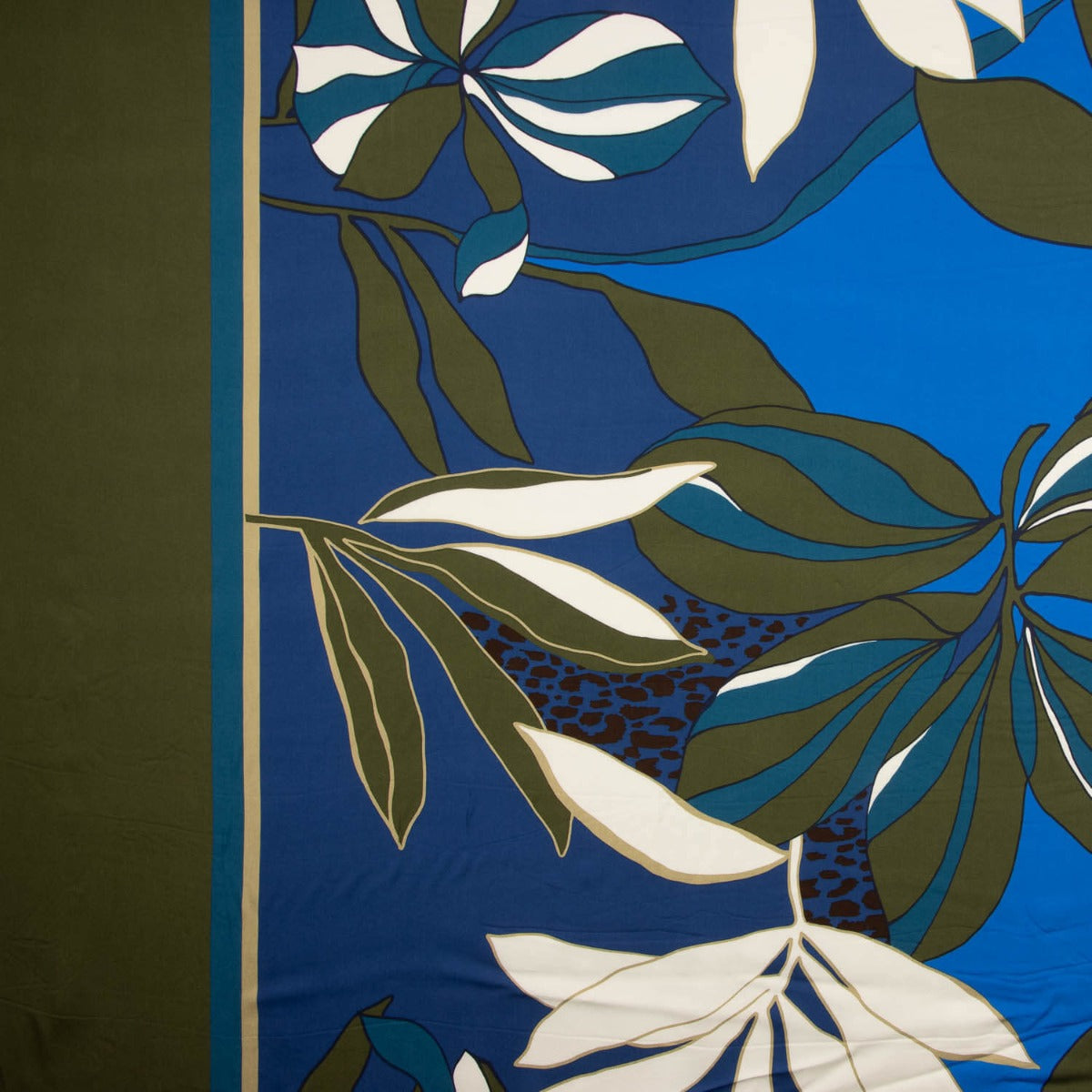 Tropical Night Viscose Satin - Ribes y Casals