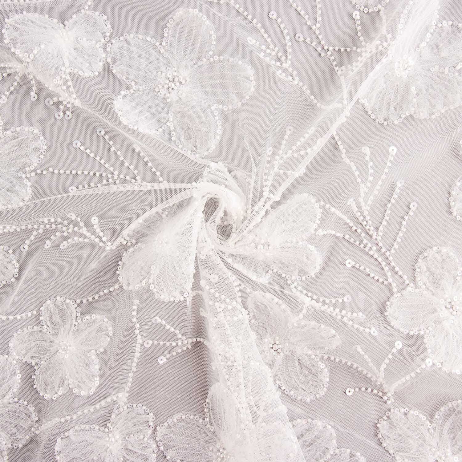 White Tulle Bridal Beading with Embroidered Flowers – Elegance - Ribes y Casals