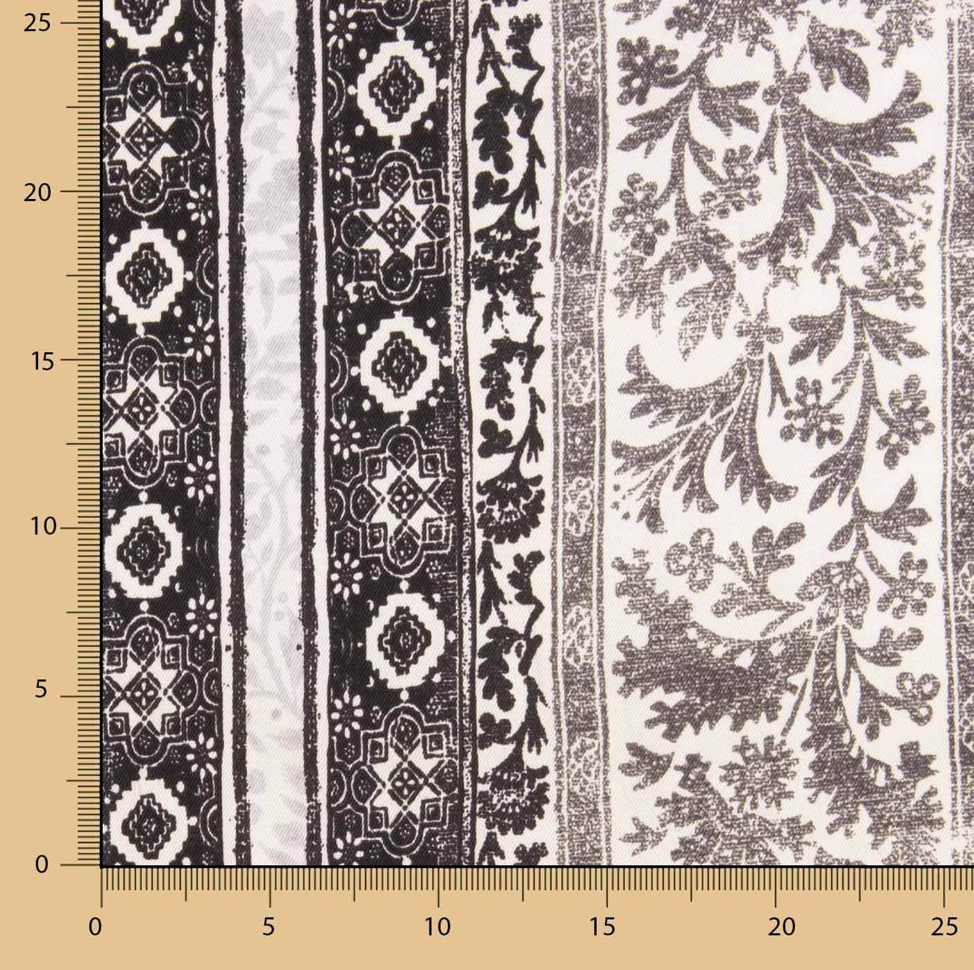 Classic Cashmere-Print Polyester Satin - Ribes y Casals