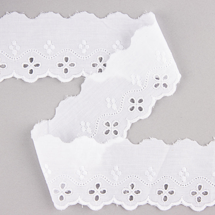 White Embroidered Batiste Trim Model 29020 – 50 mm - Ribes y Casals