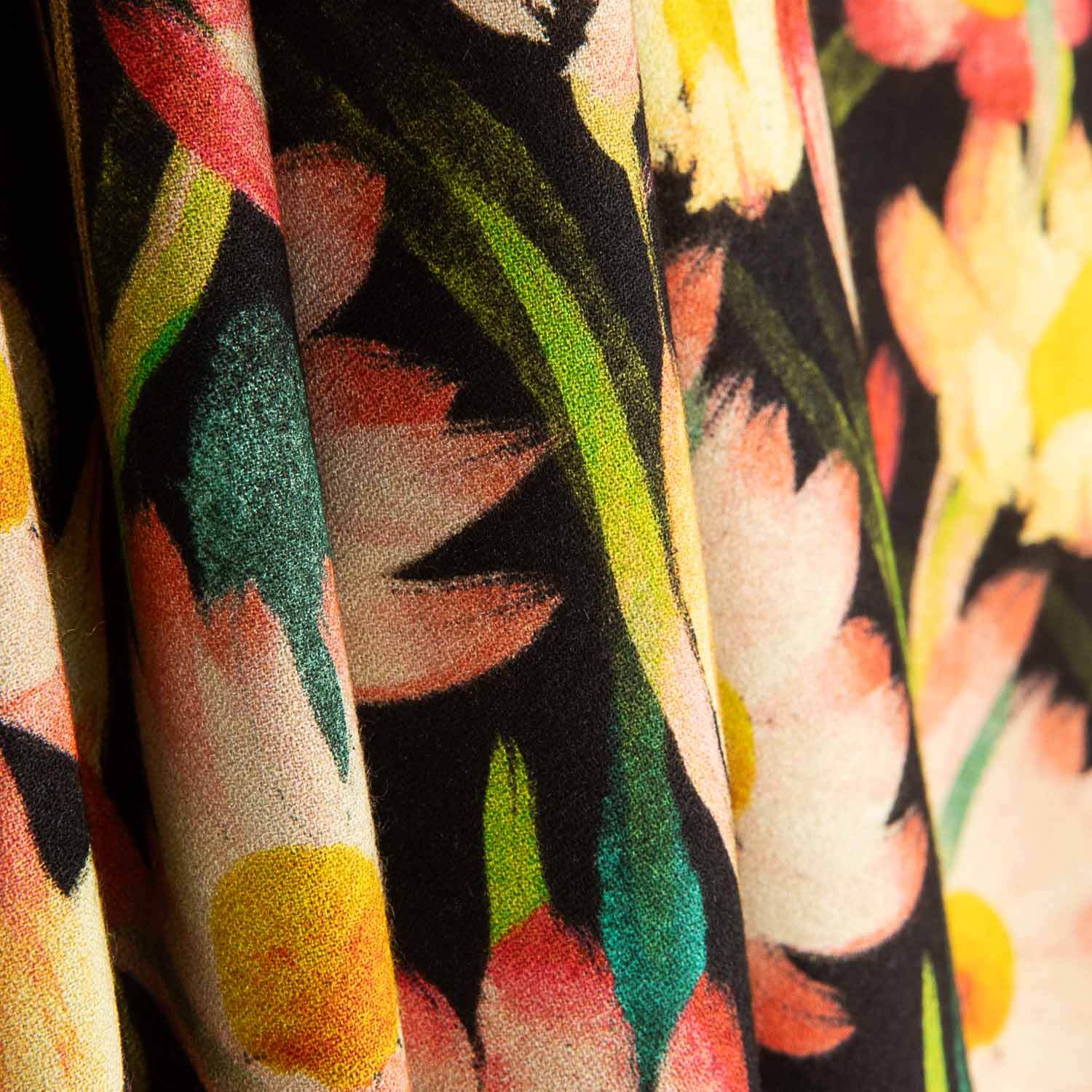 Viscose Crepe Printed with Night-Blooming Flowers - Ribes y Casals