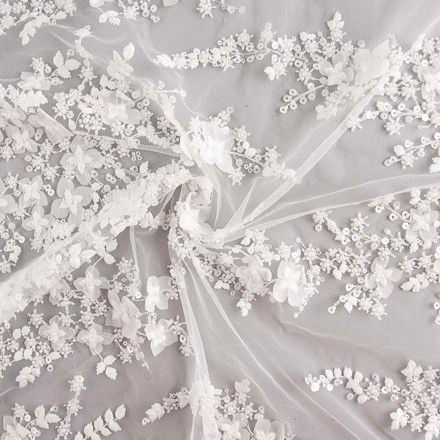 White Tulle Bridal Beading with 3D Flowers – Elegance - Ribes y Casals