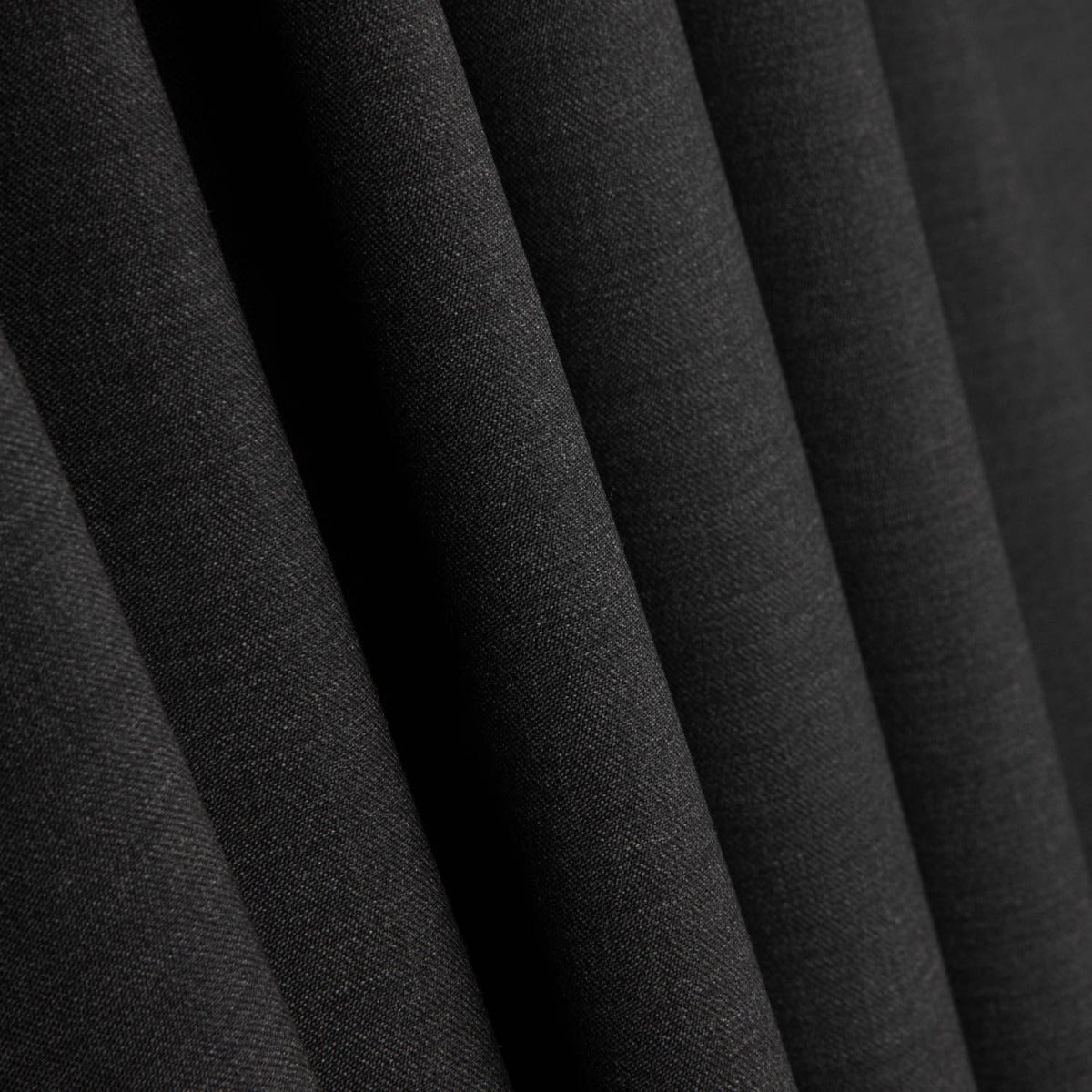 Charcoal Grey Suit Tropical Wool - Ribes y Casals