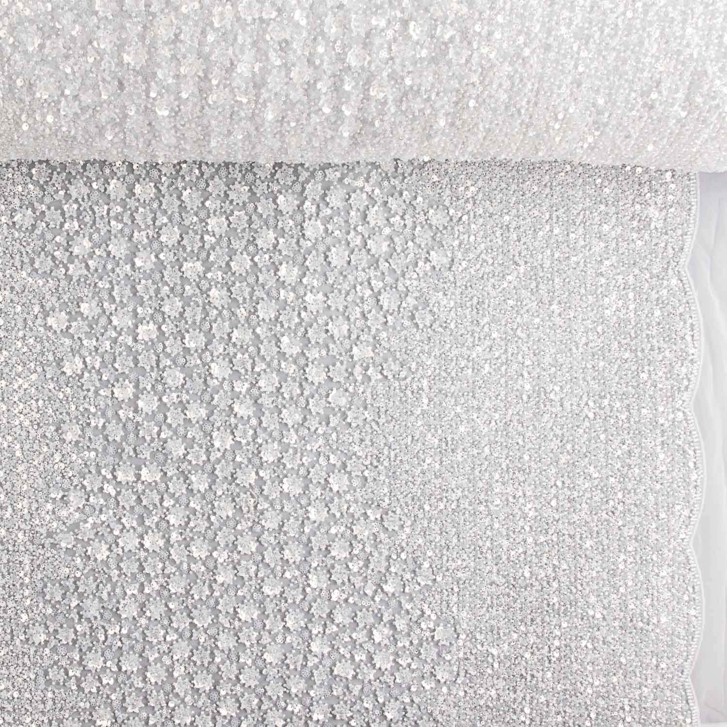 White Tulle Bridal Beading with Mini Flowers and Gradient Effect – Elegance - Ribes y Casals