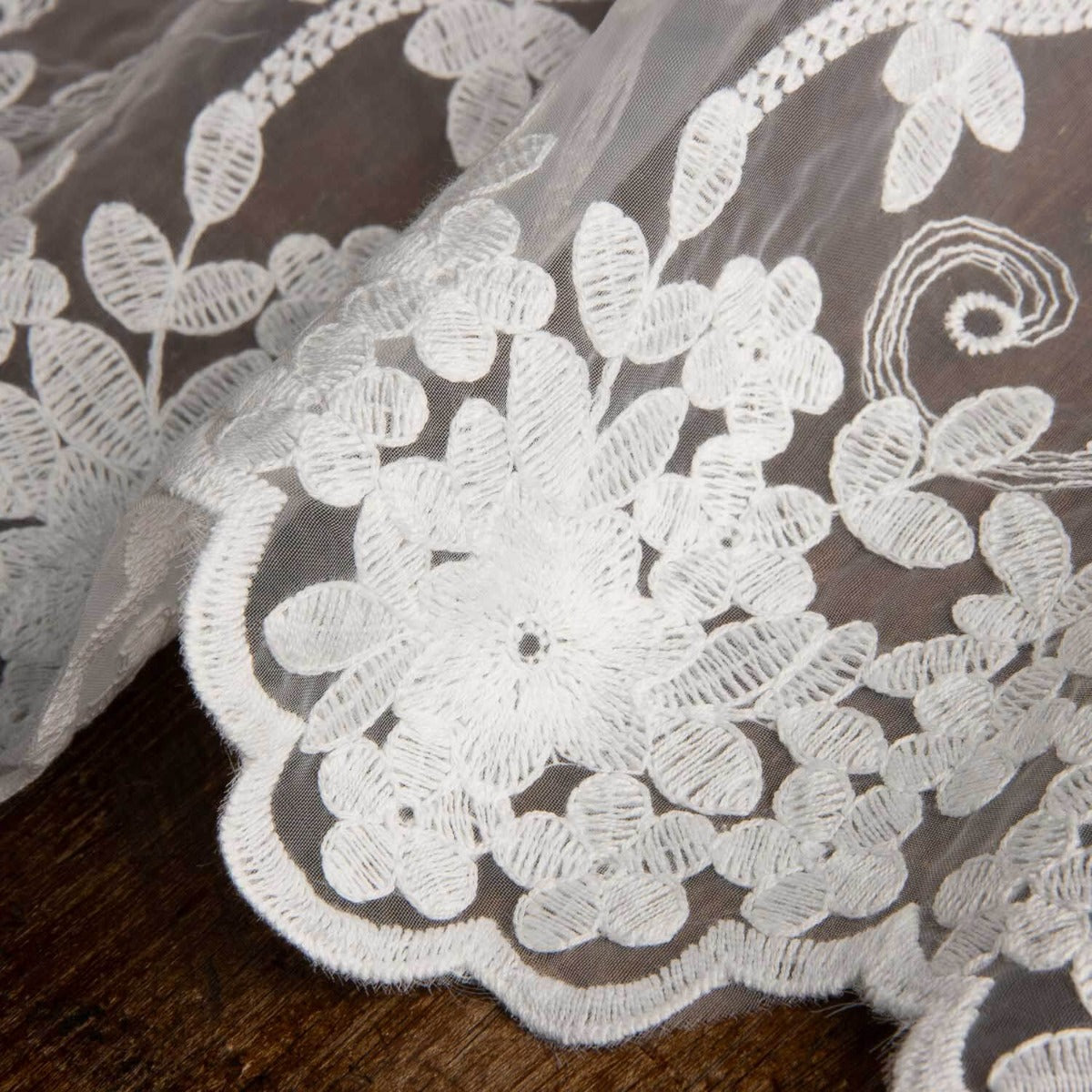 Embroidered Tulle “Ondina” - Ribes y Casals