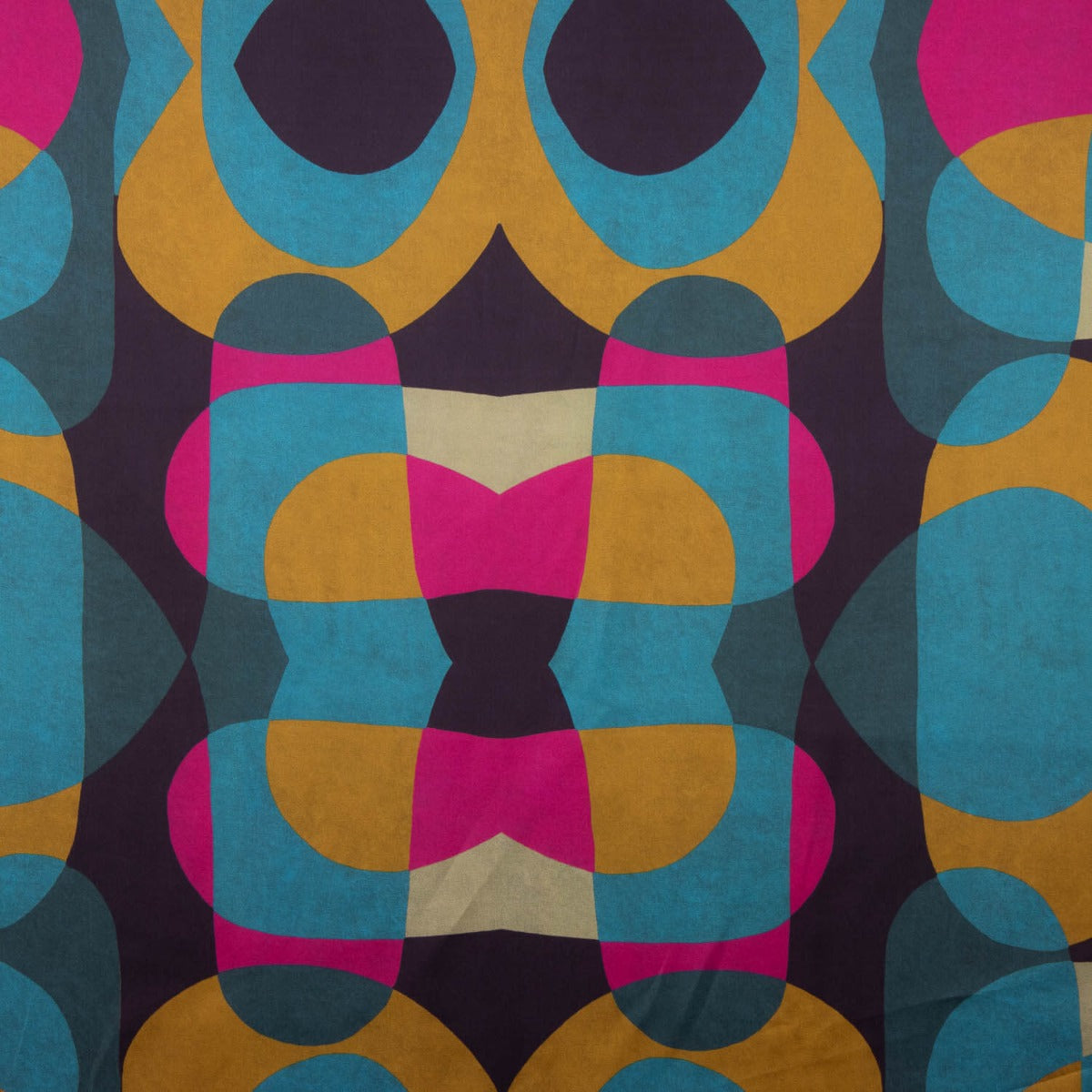 Retro Optical Polyester Satin - Ribes y Casals