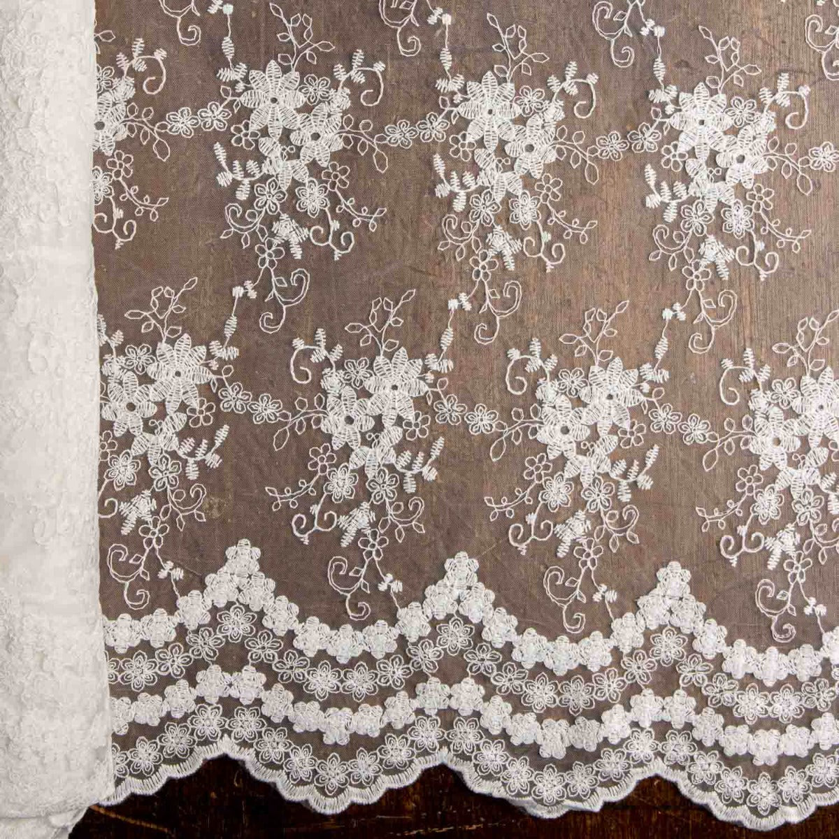 Embroidered Tulle “Lisboa” - Ribes y Casals