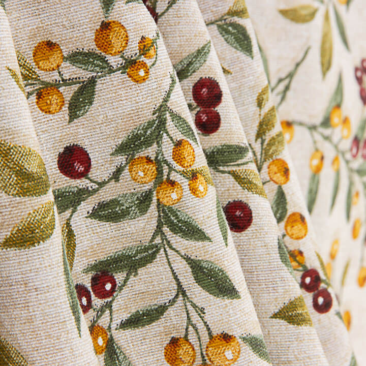 Christmas-themed Printed Cotton Canvas: Twigs and Berries - Ribes y Casals