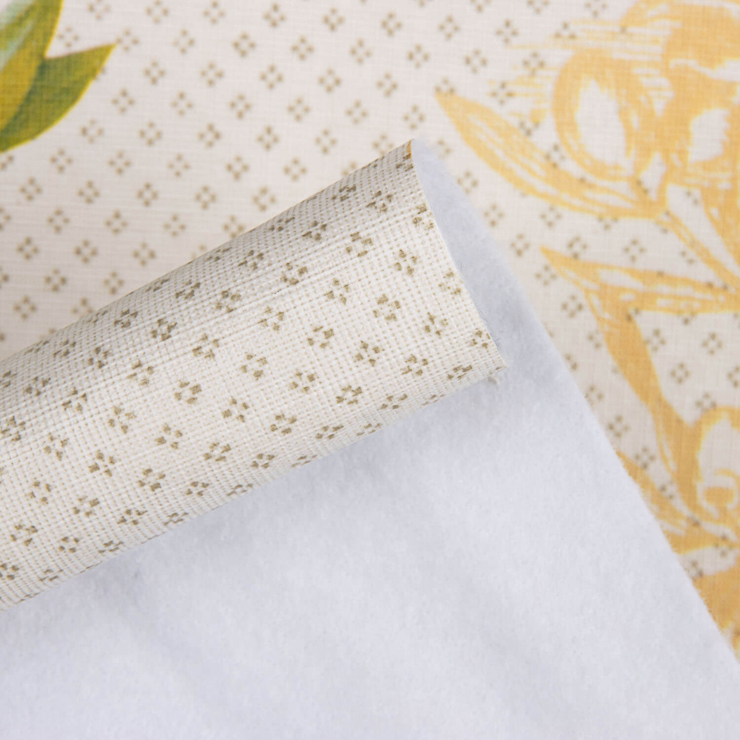 Resin-coated polyester tablecloth, olive green - Ribes y Casals