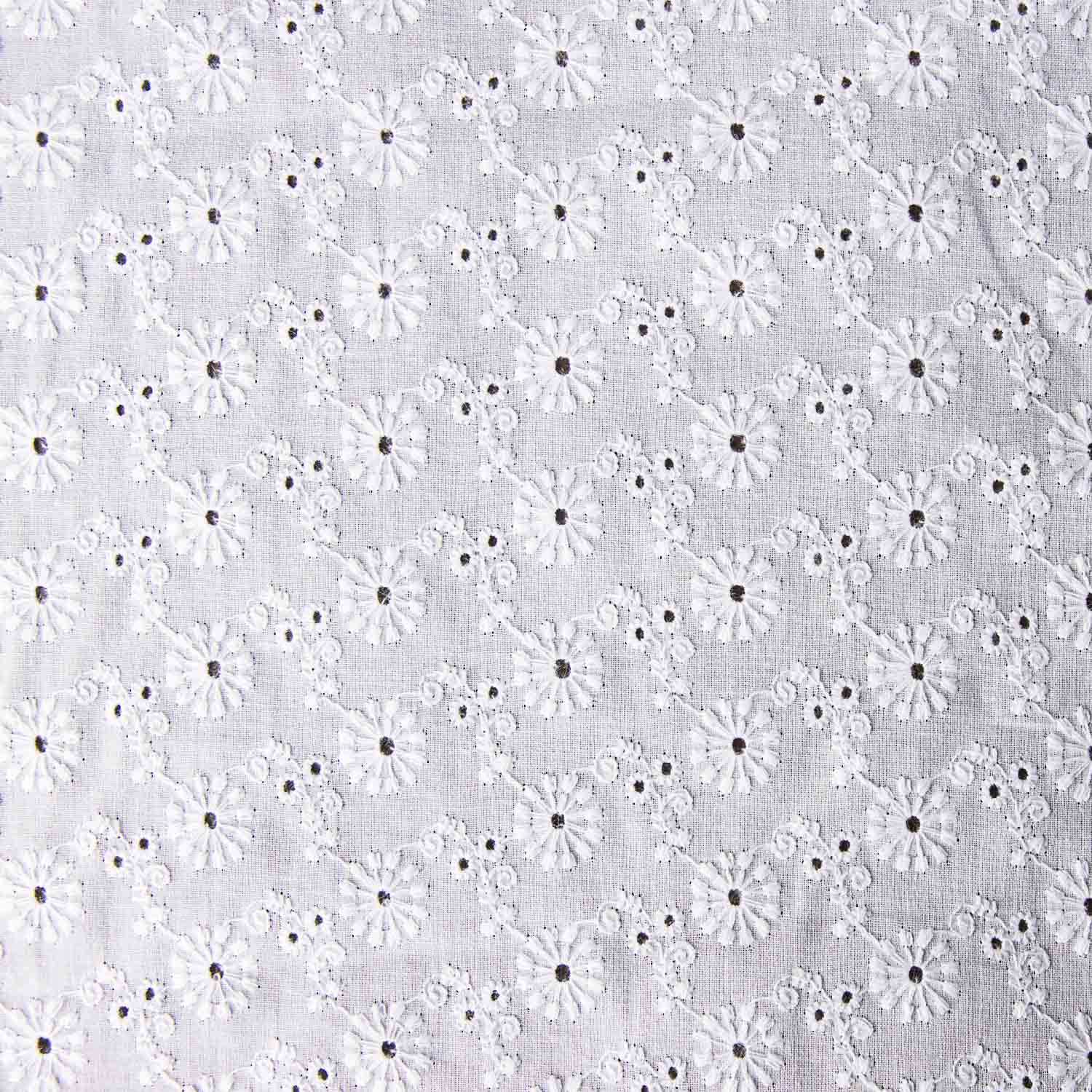 Retro White Swiss Daisies Embroidery - Ribes y Casals