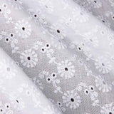 Retro White Swiss Daisies Embroidery - Ribes y Casals