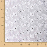 Retro White Swiss Daisies Embroidery - Ribes y Casals
