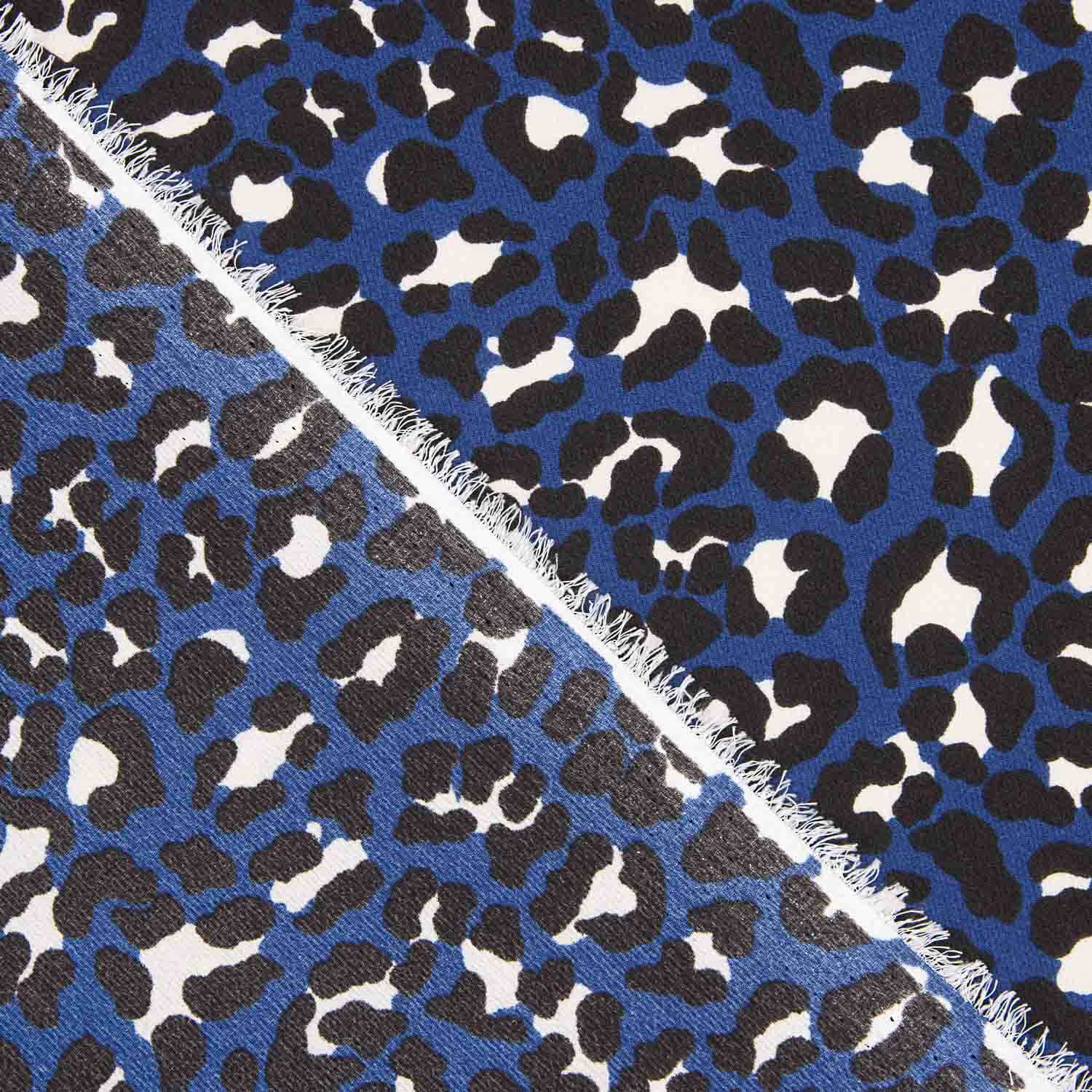 Blue Animal Print Crepe - Ribes y Casals