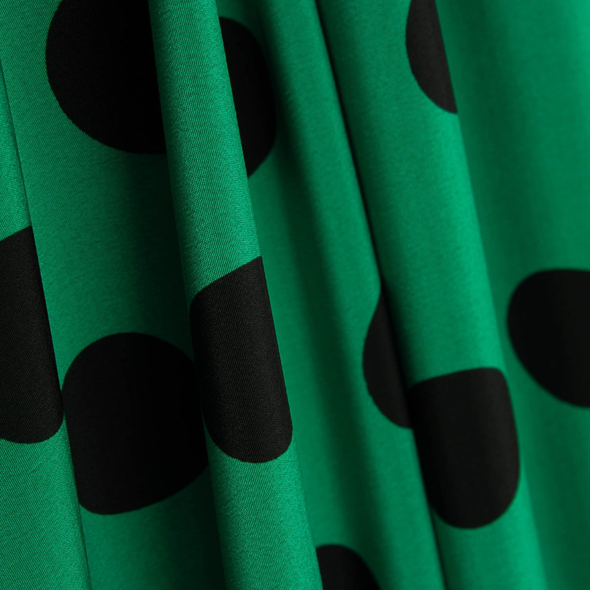 Crepe Polyester Great Drape Polka Dots 33mm Green - Ribes y Casals