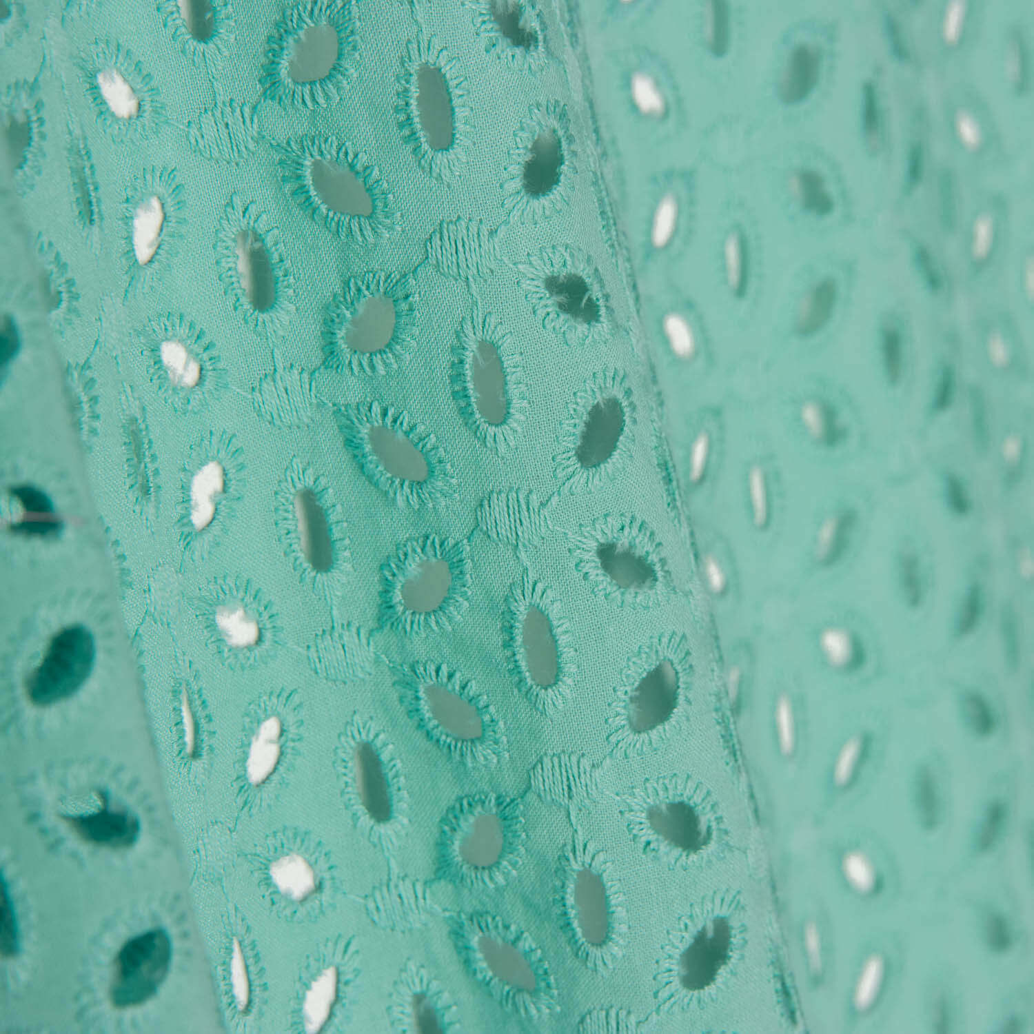 Swiss Embroidery Petals Aqua Green - Ribes y Casals