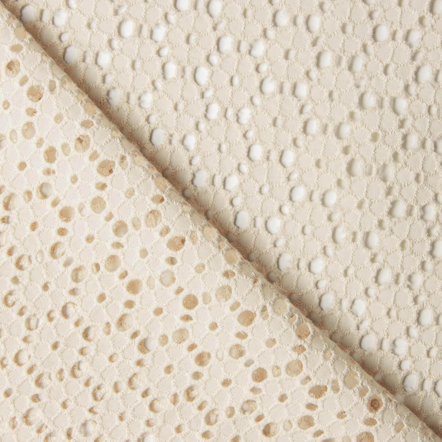 Swiss Embroidery Margarita Arena - Ribes y Casals