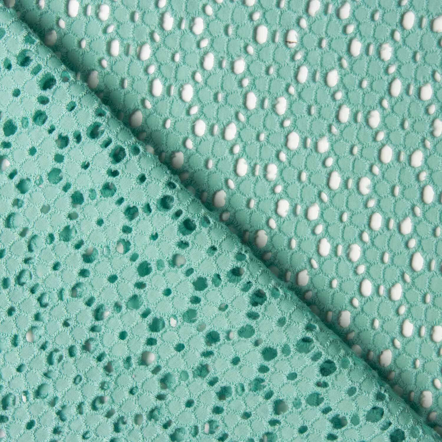 Swiss Embroidery Water Green Daisy - Ribes y Casals