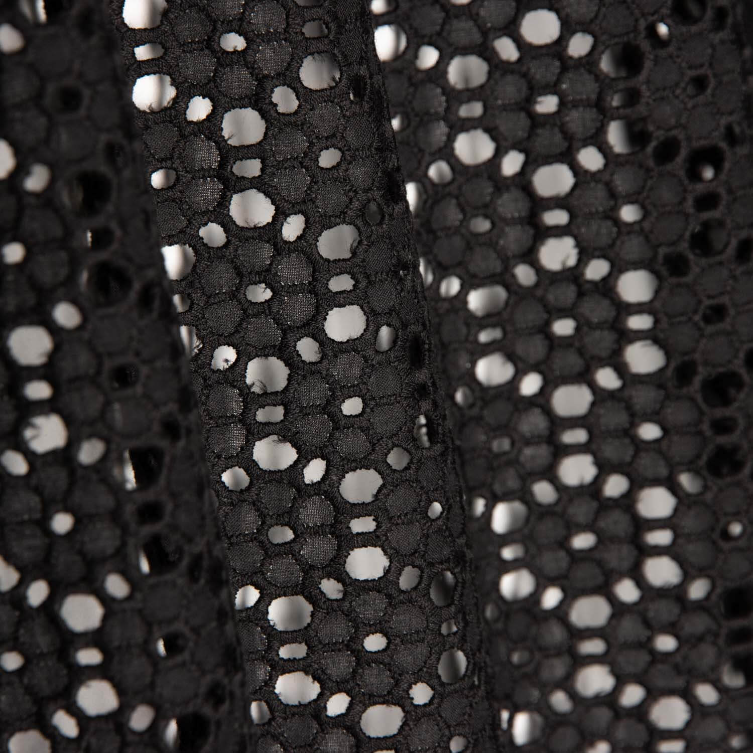 Black Swiss Embroidery Daisy - Ribes y Casals