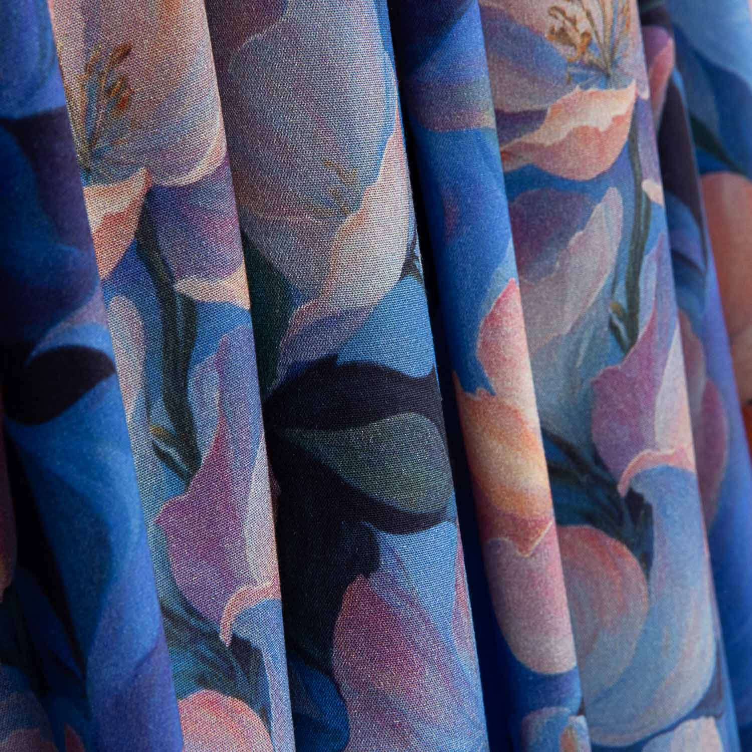 Carla Floral Print Viscose - Ribes y Casals