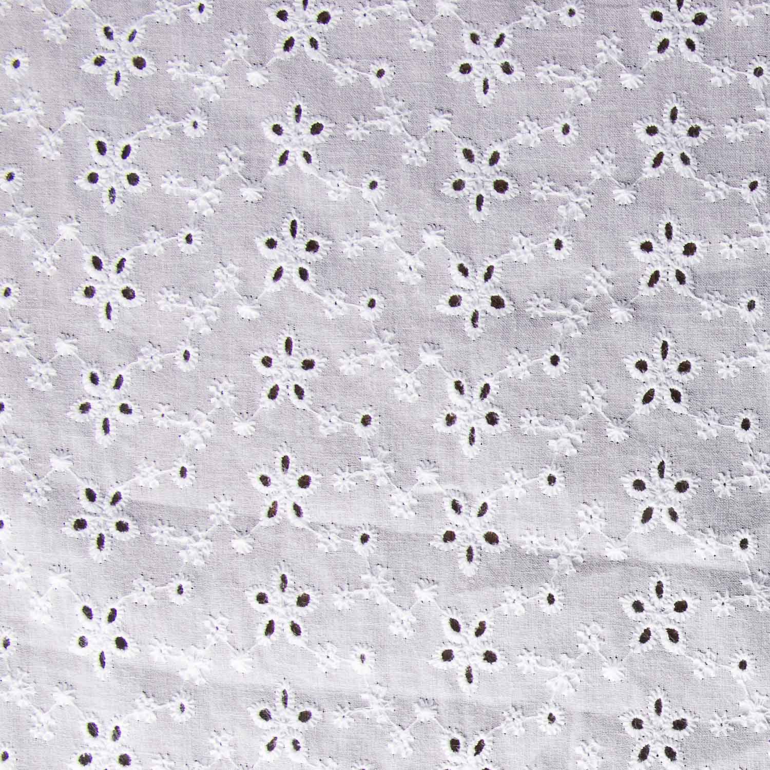 Swiss Embroidery White Wildflower - Ribes y Casals