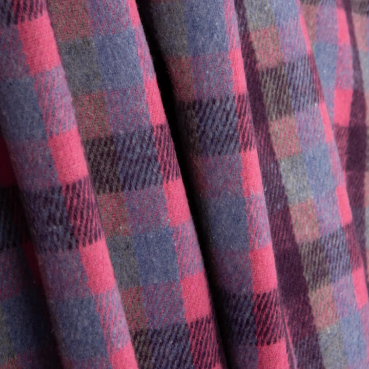 Glenmore Wool Loden in Fuchsia and Blue Checks - Ribes y Casals