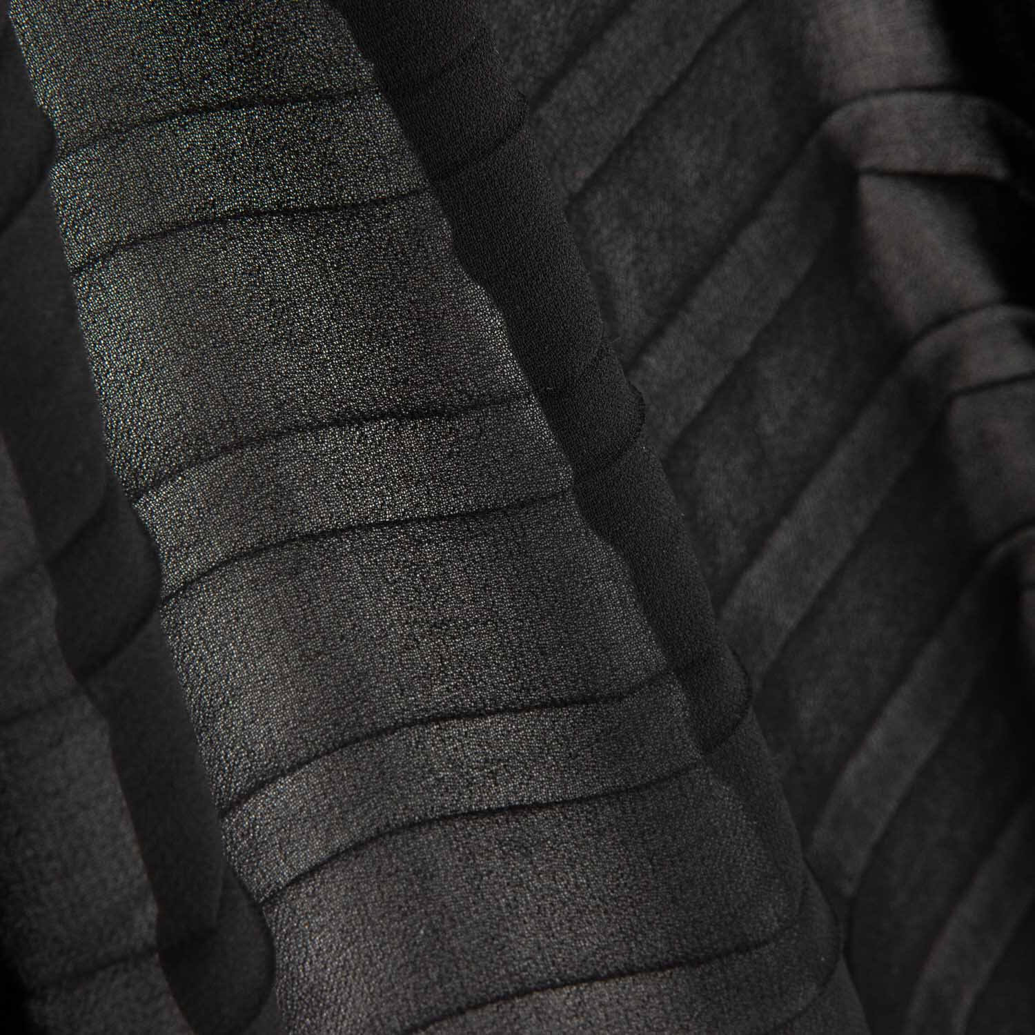 Black Soleil Pleated Chiffon Gauze - Ribes y Casals