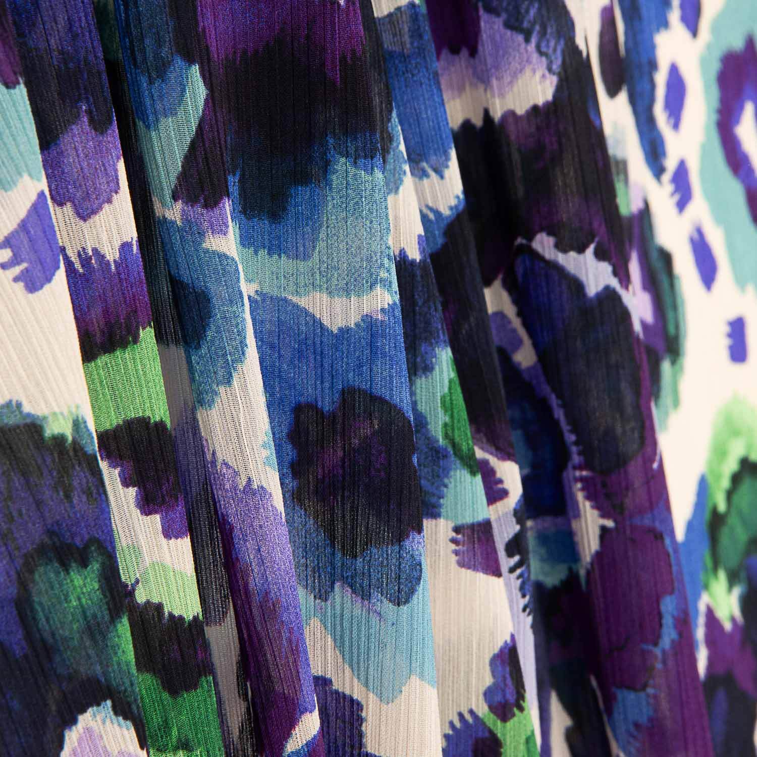 Violet Watercolour Print Polyester Gauze - Ribes y Casals