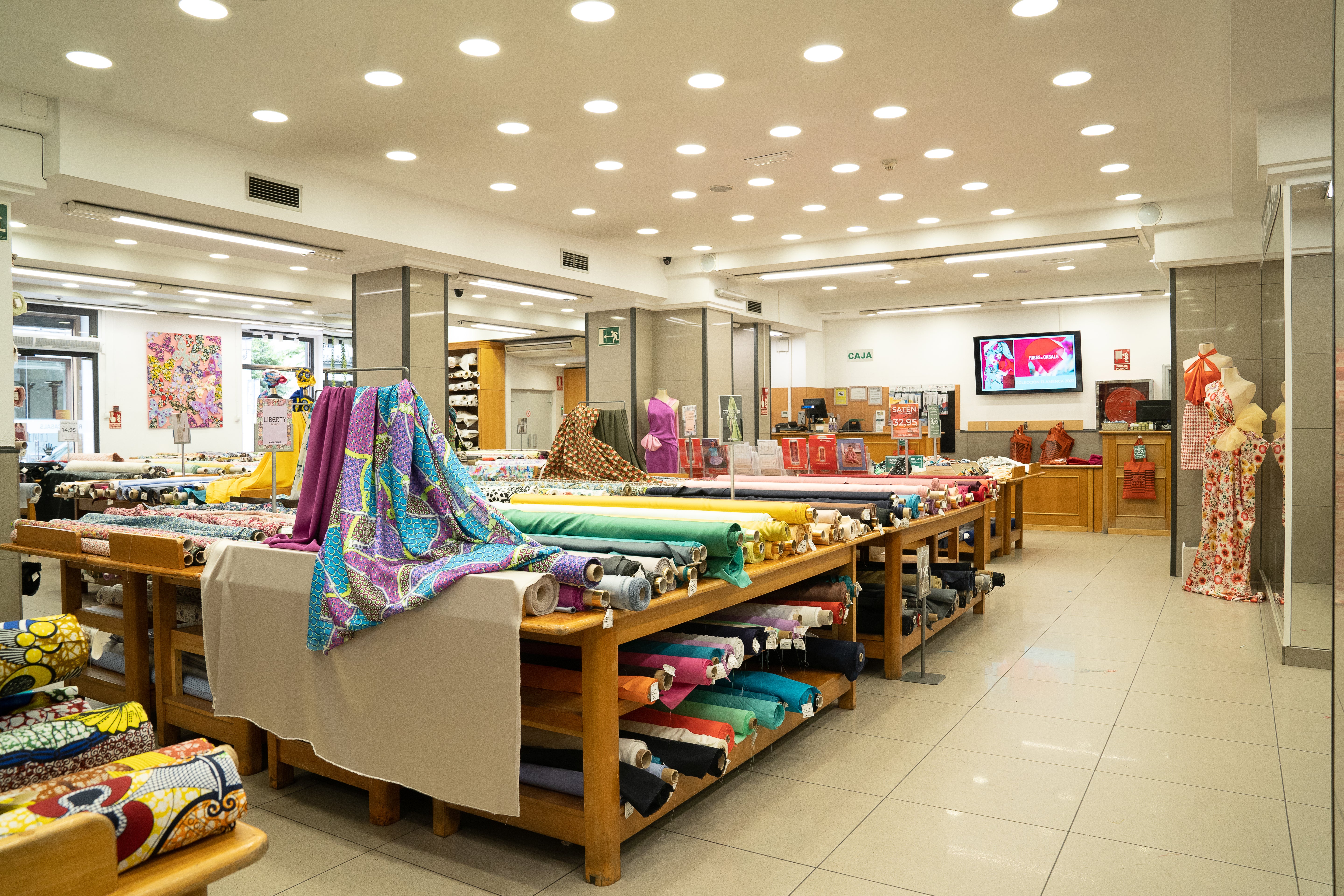 Tienda Ribes&Casals Madrid | Tienda de telas y cortinas – Ribes & Casals