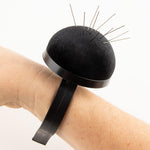 Pincushion Wristband - Ribes y Casals
