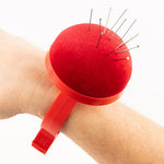 Pincushion Wristband - Ribes y Casals