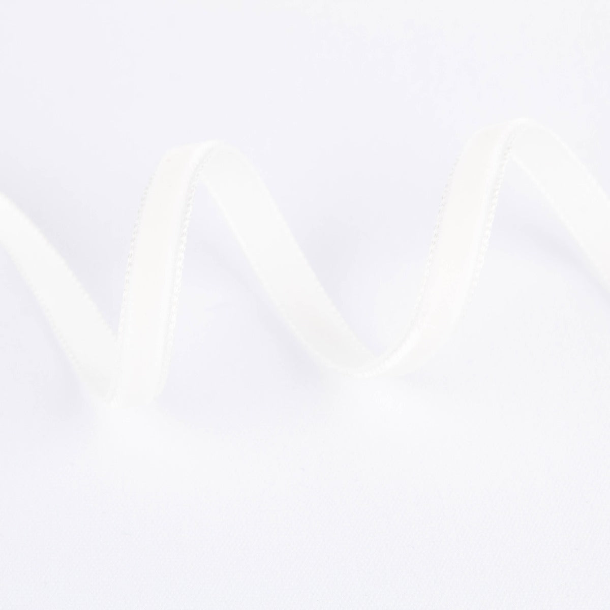 Cinta Terciopelo Blanco Roto 7mm - Ribes y Casals