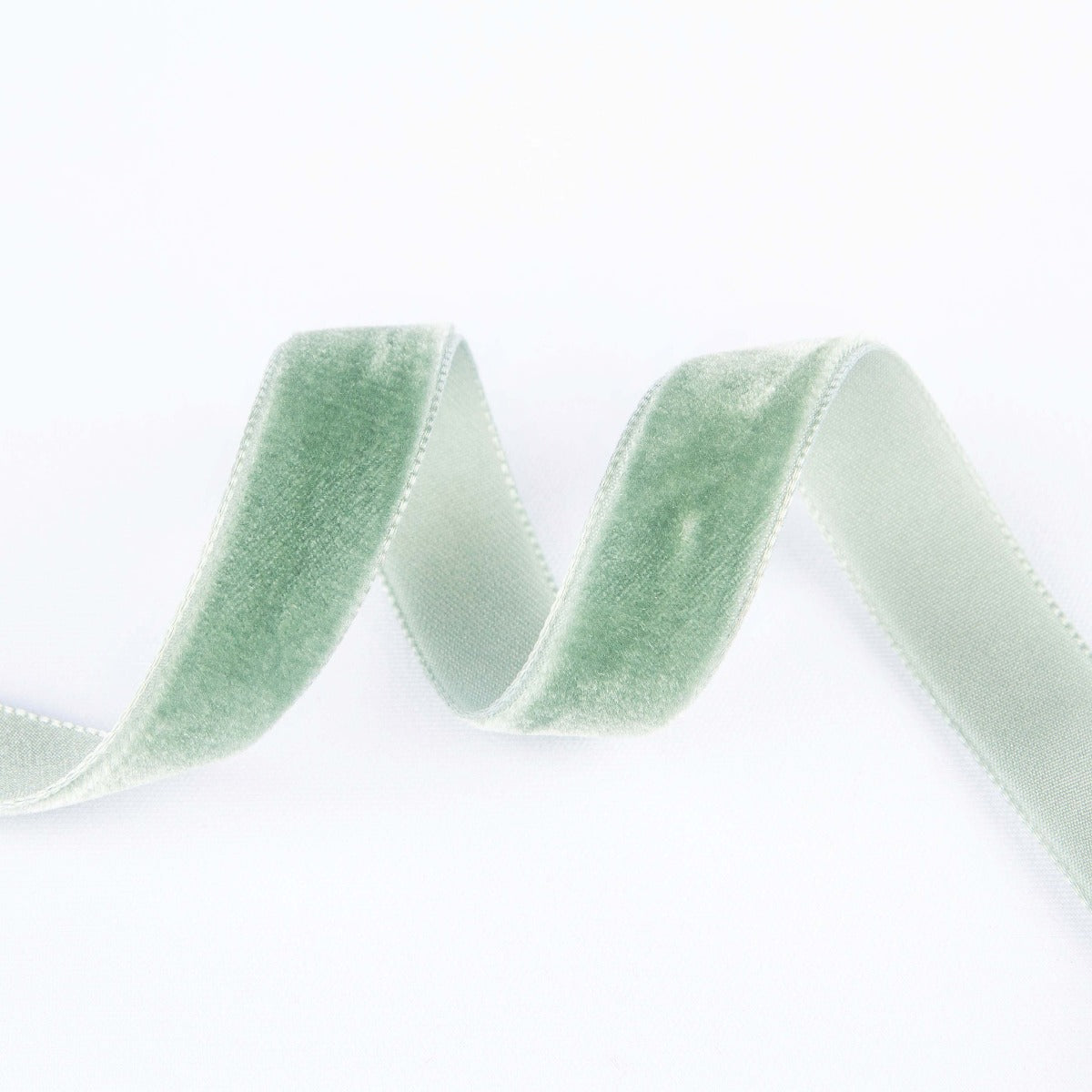 Cinta Terciopelo Verde Claro 16mm - Ribes y Casals