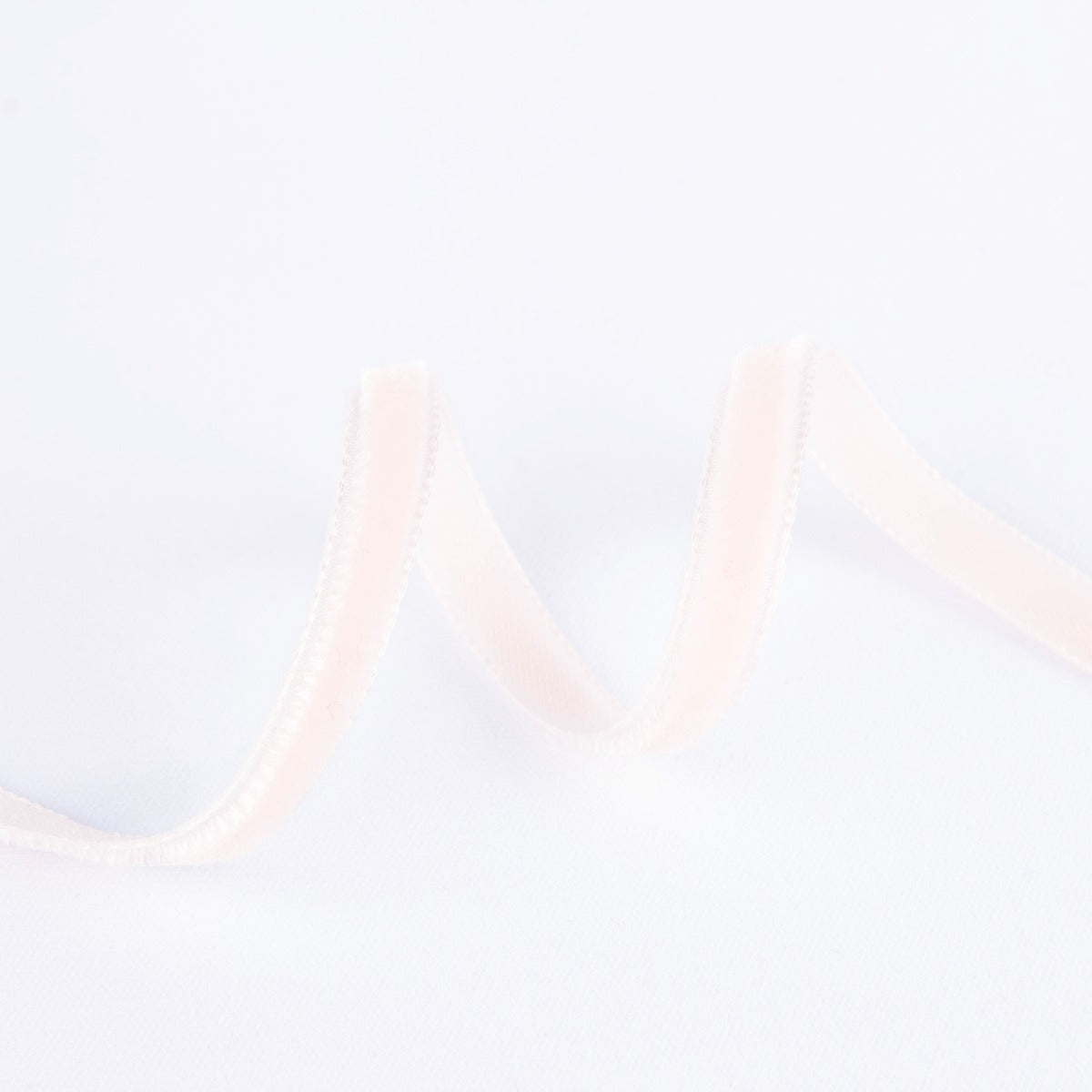 Cinta Terciopelo Rosa pálido 7mm - Ribes y Casals