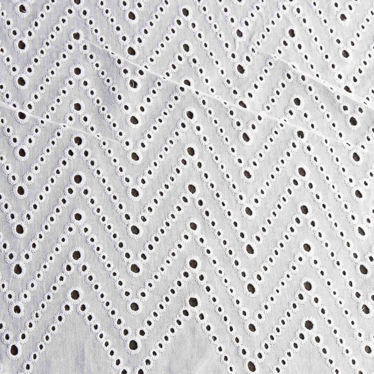 Swiss Embroidery Chevron White - Ribes y Casals