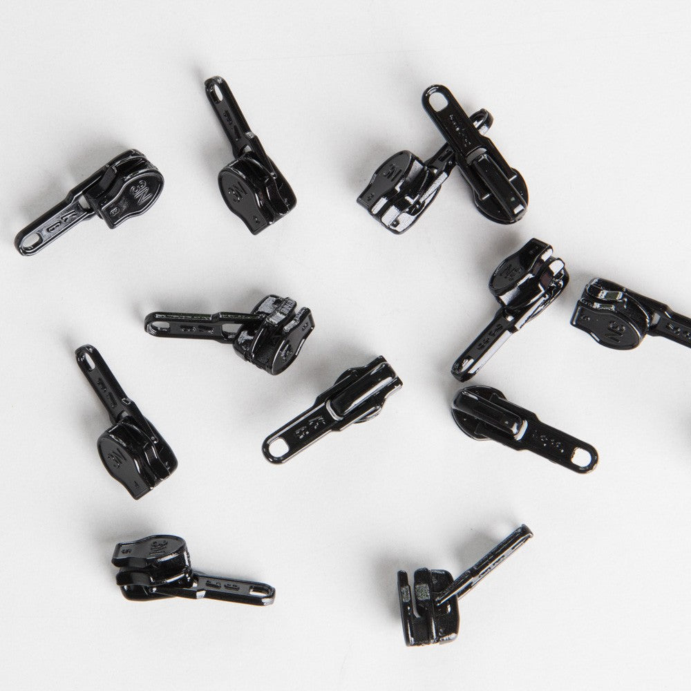 Zip Pull Black - Ribes y Casals