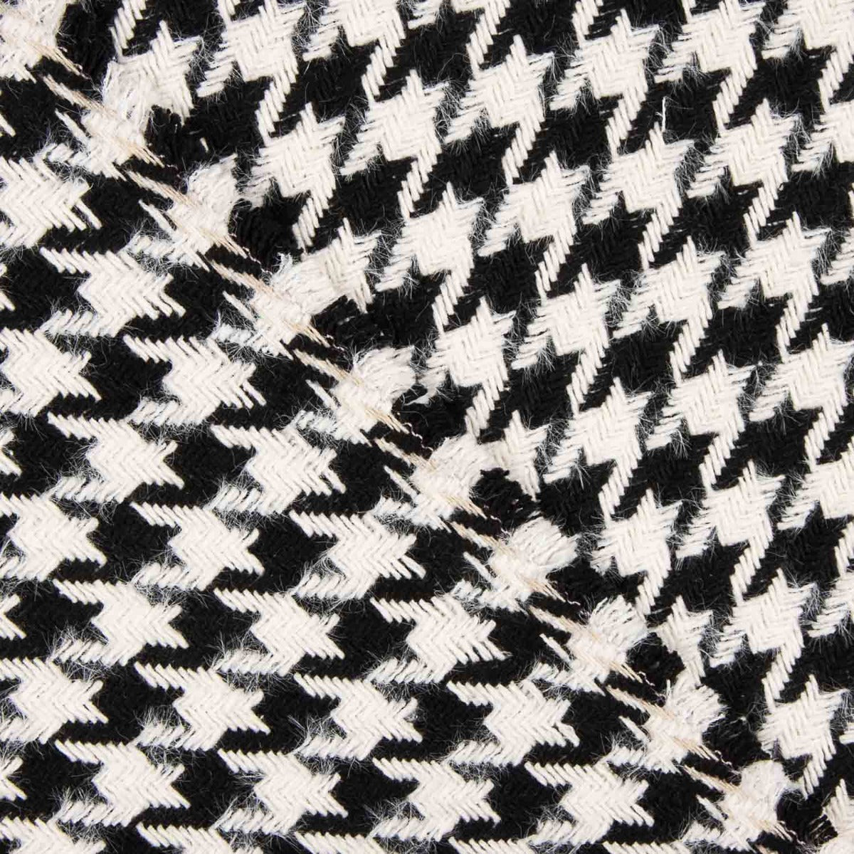 Chanel Houndstooth Black and White - Ribes y Casals