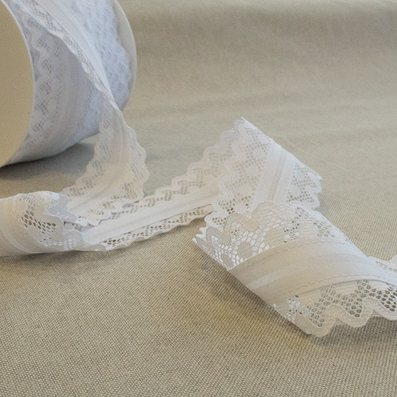 Lace Bias Embroidery White 53mm - Ribes y Casals