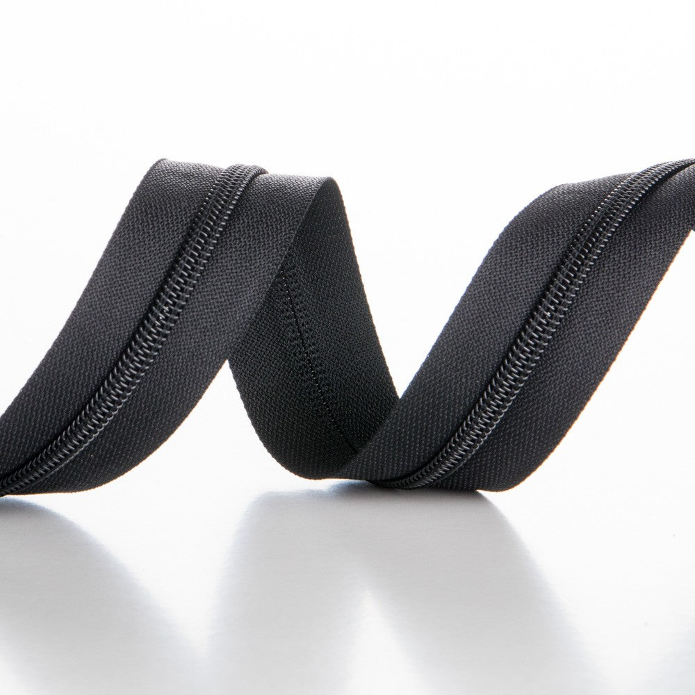 Continuous Zip Mesh 3 Black - Ribes y Casals