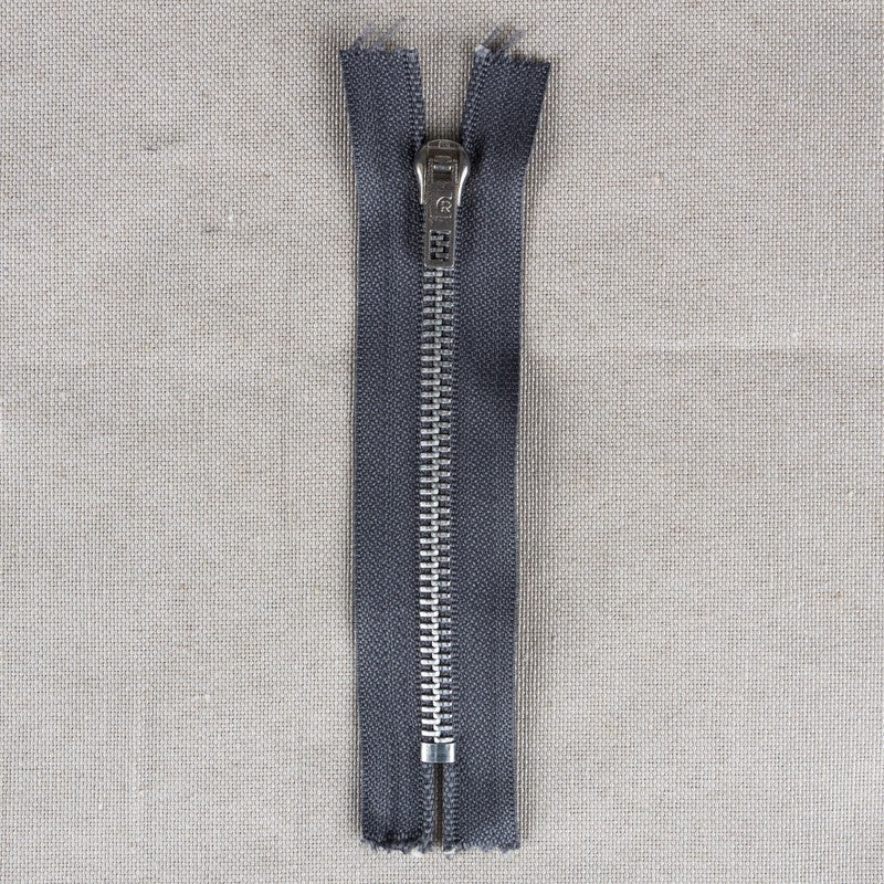Cremallera Nylon Gris Claro 12cm - Ribes y Casals