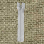 Cremallera Nylon Gris Claro 22CM - Ribes y Casals